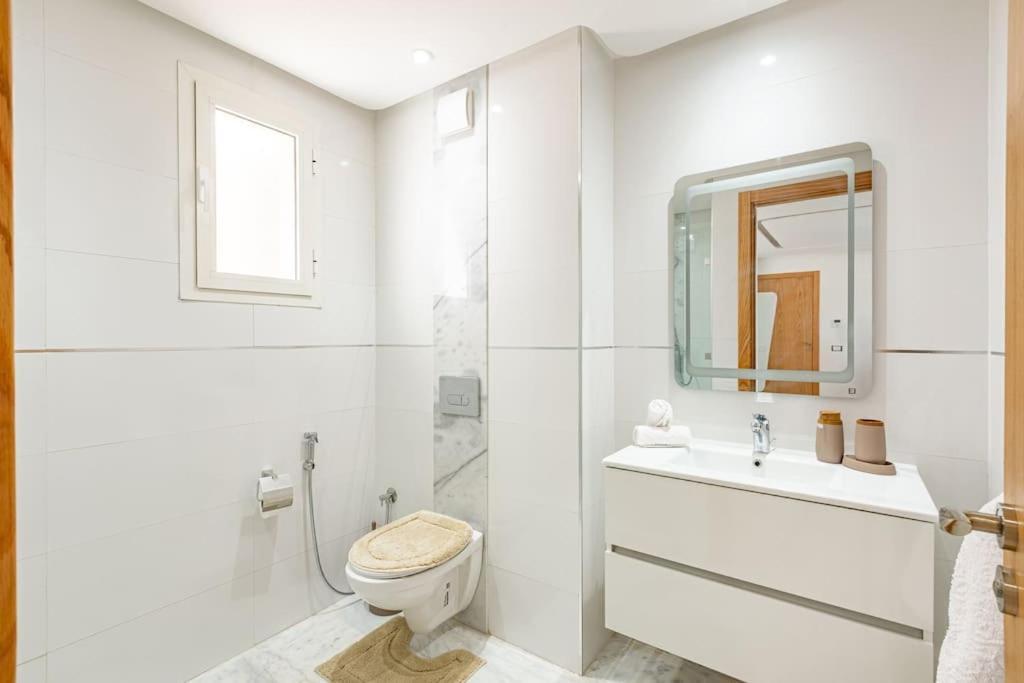 Appartement New! Appt Garden, Piscine & Wifi & Parking