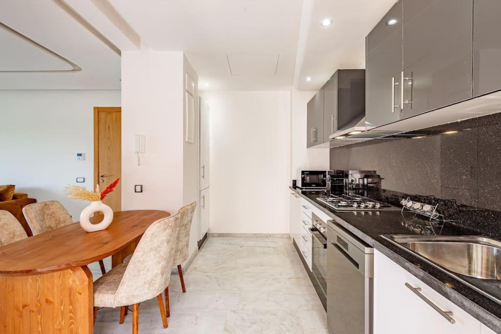 Apartamento New! Appt Garden, Piscine & Wifi & Parking *